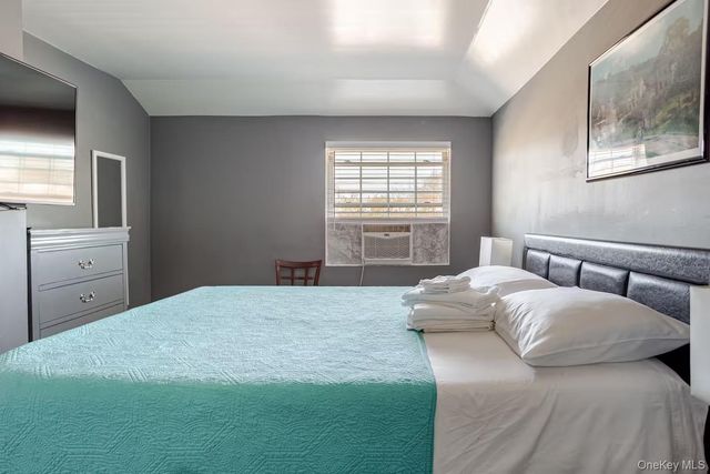 13745 Bedell Street, Springfield Gardens, NY 11413
