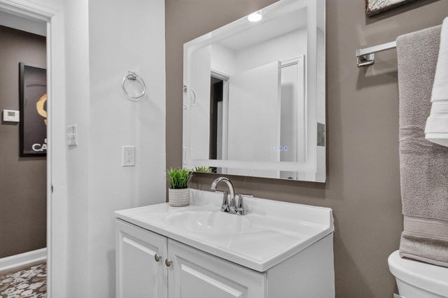 6114 W Leon TERRACE, Milwaukee, WI 53218