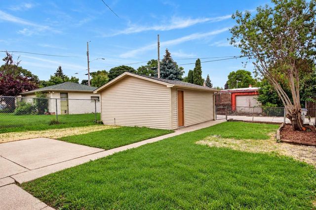 6114 W Leon TERRACE, Milwaukee, WI 53218