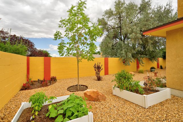 8713 Supreme Court NE, Albuquerque, NM 87109