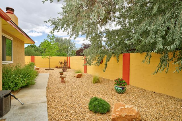 8713 Supreme Court NE, Albuquerque, NM 87109