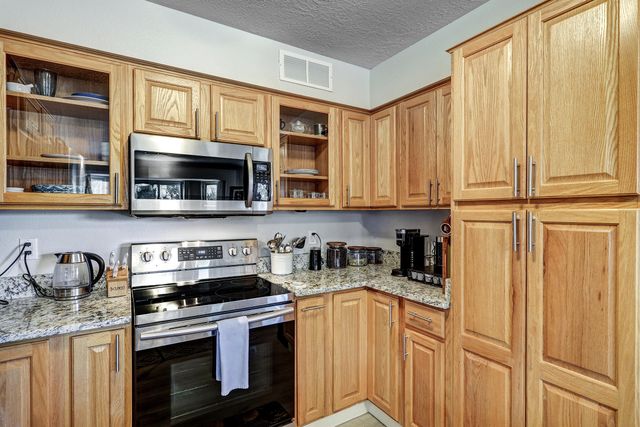 8713 Supreme Court NE, Albuquerque, NM 87109