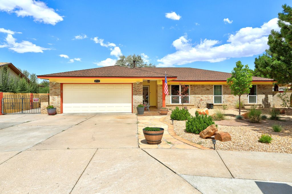 8713 Supreme Court NE, Albuquerque, NM 87109