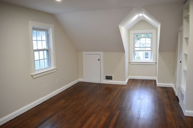 65 Thomas Rd, Weymouth, MA 02190