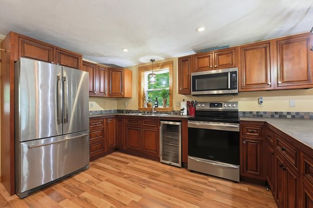 6 Poplar Ridge Road, Freedom, NH 03836