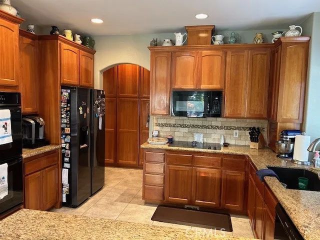 14 Sparrow Hawk, Chico, CA 95928