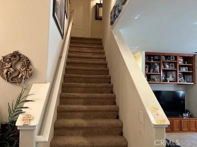 14 Sparrow Hawk, Chico, CA 95928