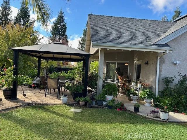 14 Sparrow Hawk, Chico, CA 95928