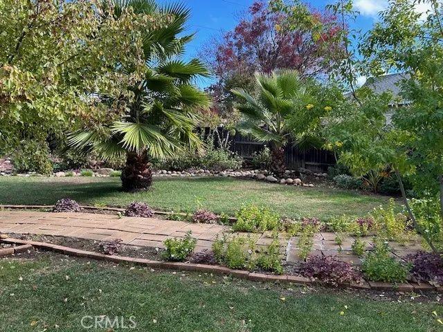 14 Sparrow Hawk, Chico, CA 95928