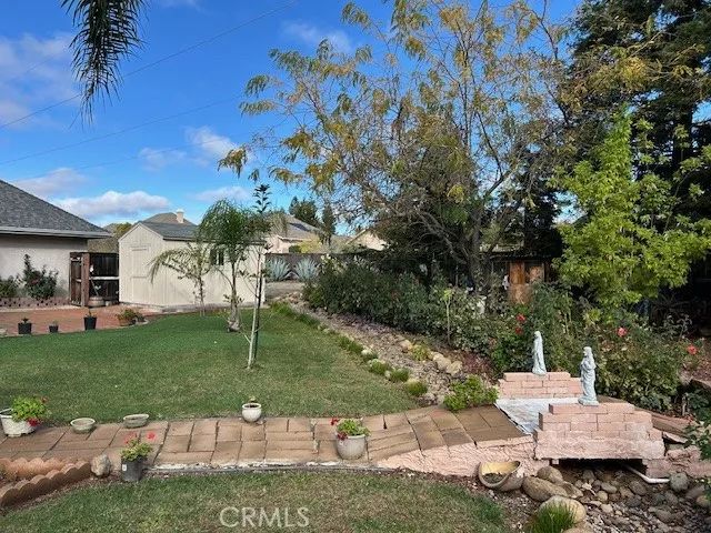 14 Sparrow Hawk, Chico, CA 95928