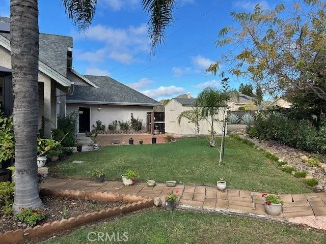 14 Sparrow Hawk, Chico, CA 95928