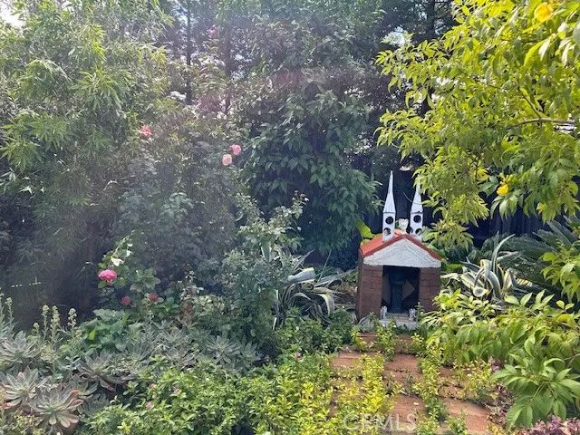 14 Sparrow Hawk, Chico, CA 95928