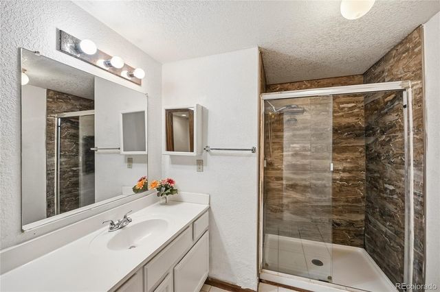 2801 W Davies Drive, Littleton, CO 80120