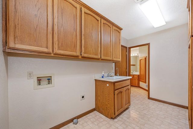 6847 Terreno Dr, Rancho Murieta, CA 95683