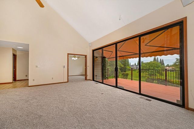 6847 Terreno Dr, Rancho Murieta, CA 95683