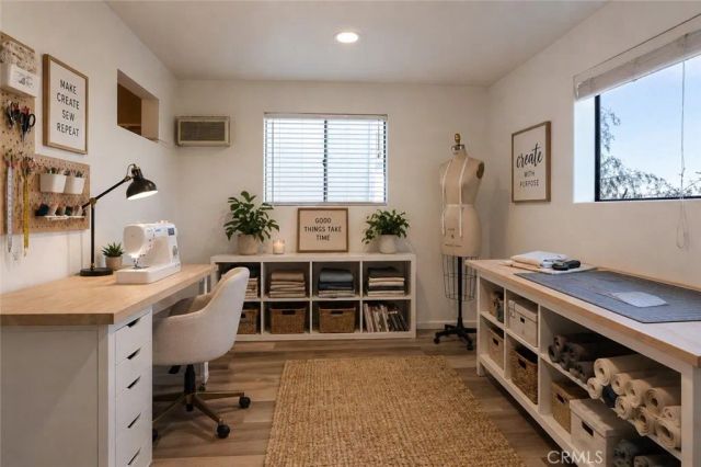 5226 Medina Road, Woodland Hills, CA 91364