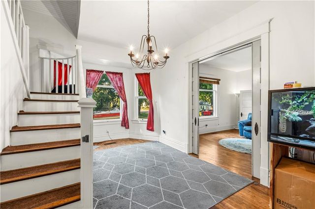 518 S Ash Street, Nevada, MO 64772