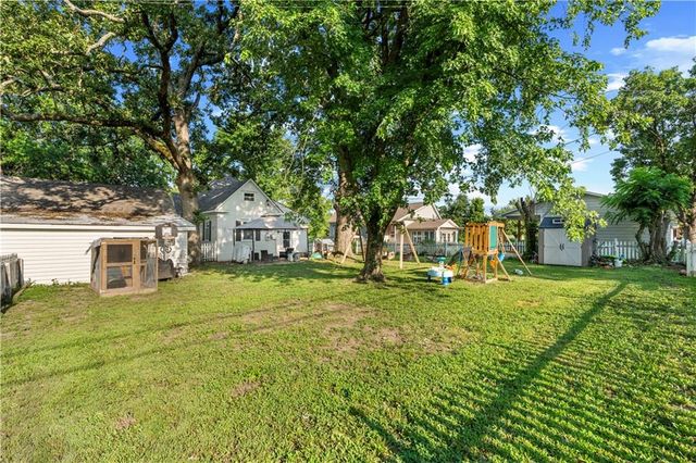 518 S Ash Street, Nevada, MO 64772