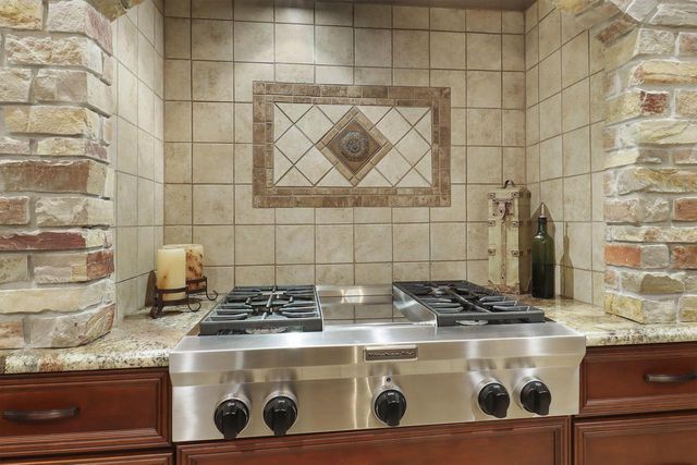 11810 25th COURT, Pleasant Prairie, WI 53158