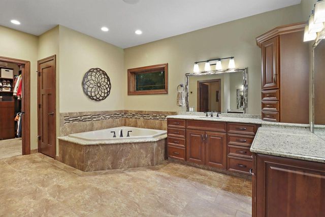 11810 25th COURT, Pleasant Prairie, WI 53158