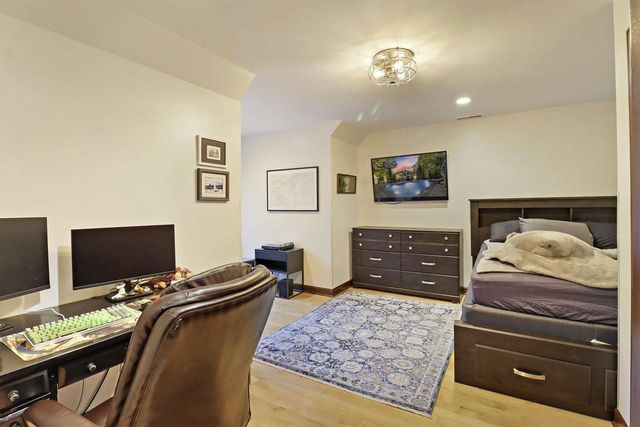 11810 25th COURT, Pleasant Prairie, WI 53158