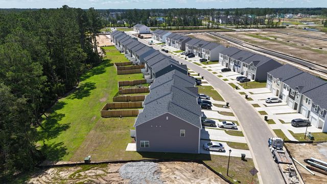 123 Cotton Leaf Boulevard 69, Summerville, SC 29486