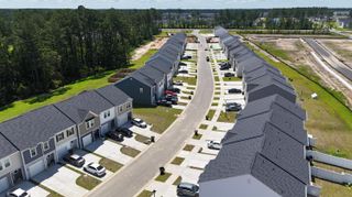 123 Cotton Leaf Boulevard 69, Summerville, SC 29486