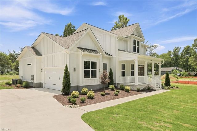 109 Ballahack RD, Chesapeake, VA 23322