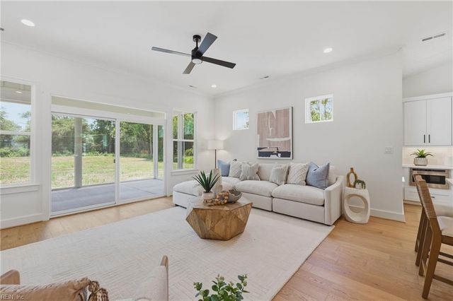 109 Ballahack RD, Chesapeake, VA 23322