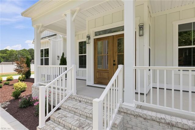 109 Ballahack RD, Chesapeake, VA 23322