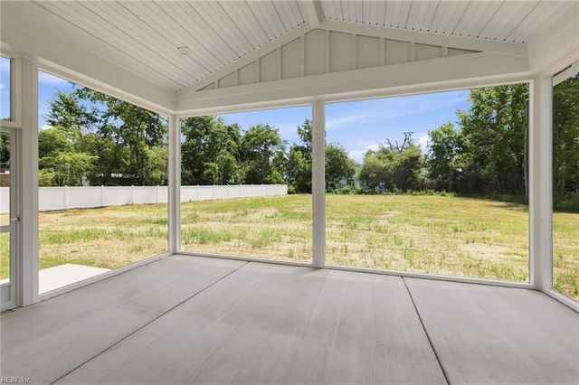 109 Ballahack RD, Chesapeake, VA 23322