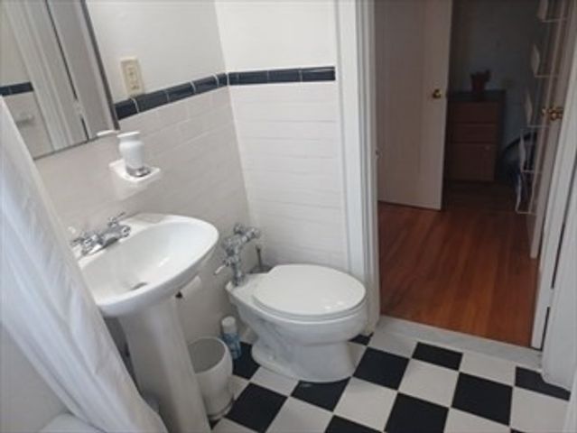 195 Thomas Burgin Pkwy 511, Quincy, MA 02169