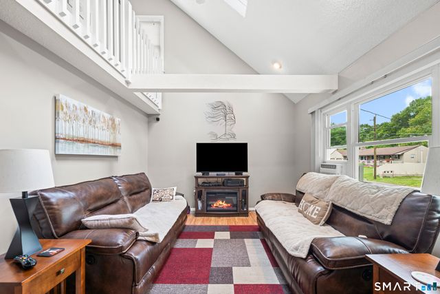 18 Bess Road, Enfield, CT 06082