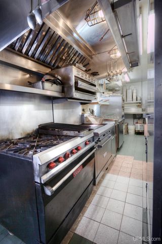 6622W Us 2 Highway, Hurley, WI 54534