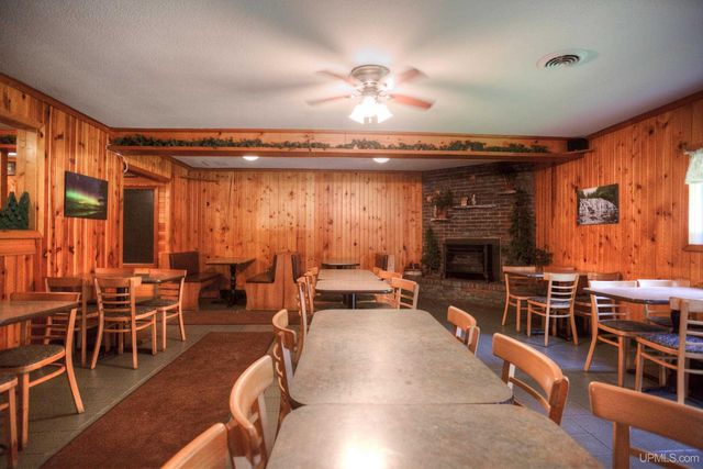 6622W Us 2 Highway, Hurley, WI 54534