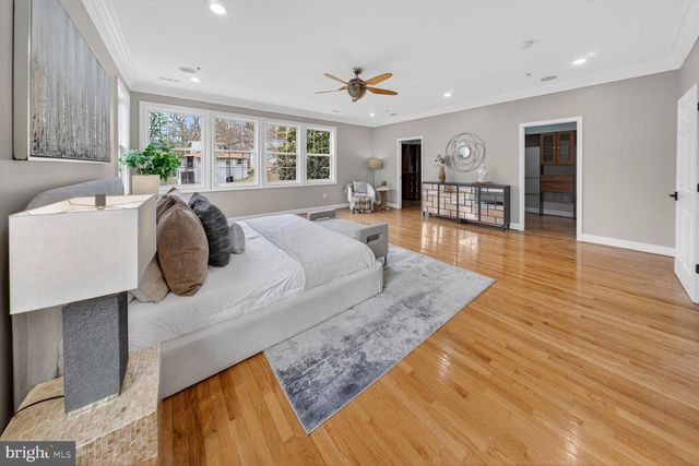 6512 4TH AVE, Takoma Park, MD 20912