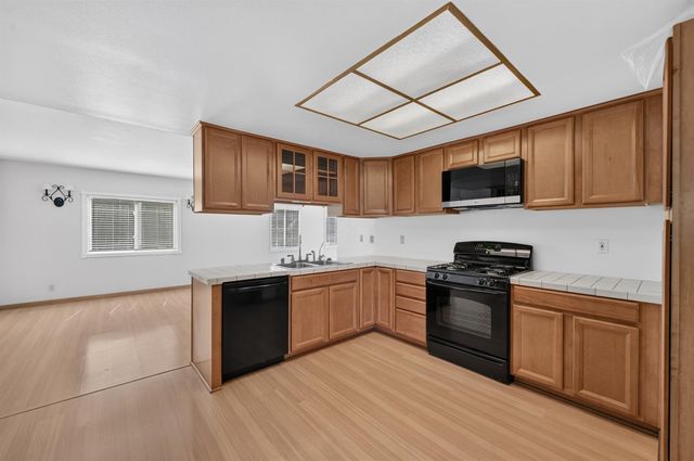 8408 N Star Way, Orangevale, CA 95662