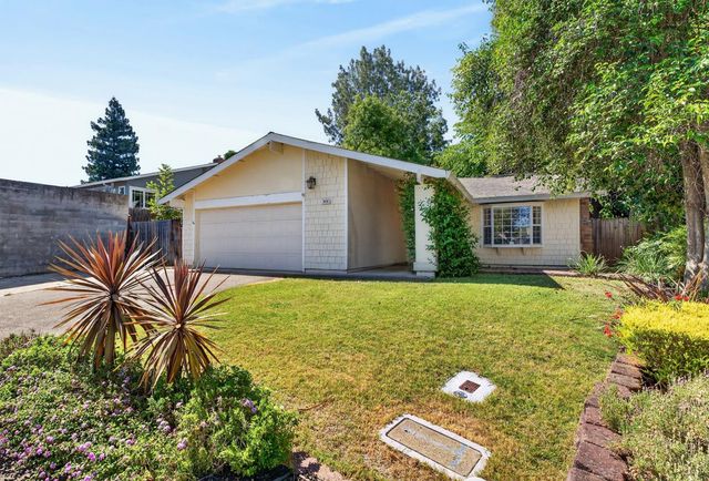 8408 N Star Way, Orangevale, CA 95662