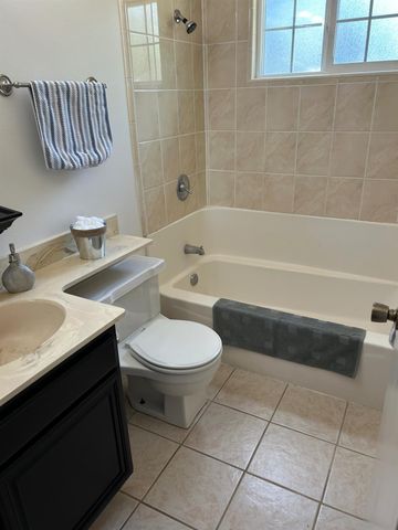 8408 N Star Way, Orangevale, CA 95662