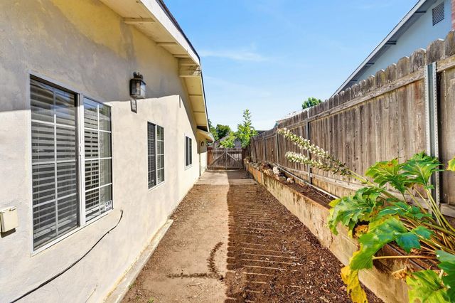 8408 N Star Way, Orangevale, CA 95662