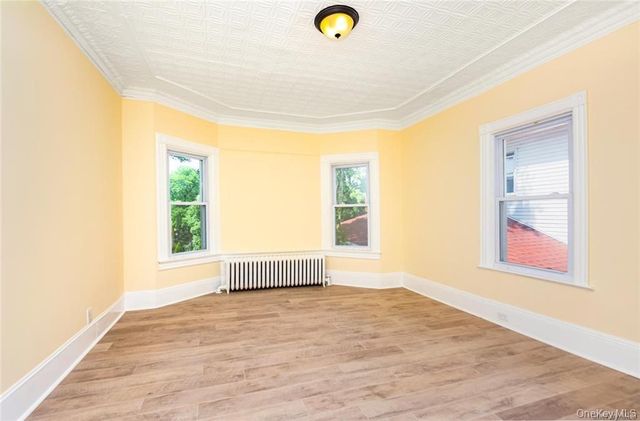 17 Landscape Avenue, Yonkers, NY 10705