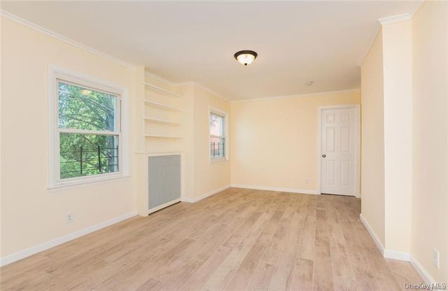 17 Landscape Avenue, Yonkers, NY 10705