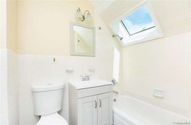 17 Landscape Avenue, Yonkers, NY 10705