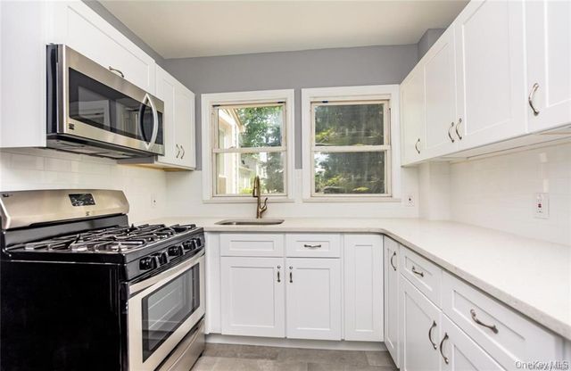 17 Landscape Avenue, Yonkers, NY 10705