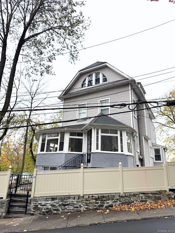 17 Landscape Avenue, Yonkers, NY 10705
