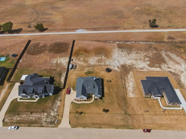 280 Maci Drive, Waxahachie, TX 75167
