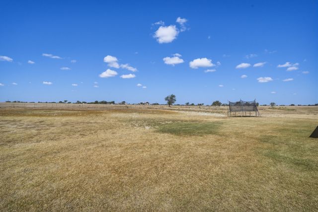 280 Maci Drive, Waxahachie, TX 75167