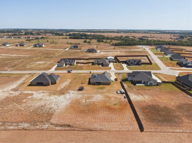 280 Maci Drive, Waxahachie, TX 75167