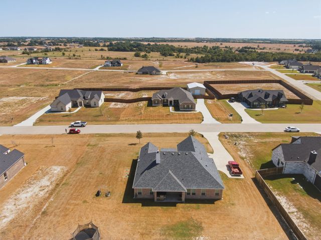 280 Maci Drive, Waxahachie, TX 75167