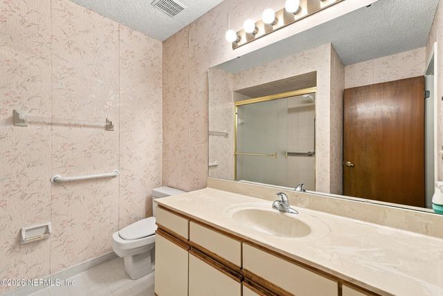 7821 FAWN BROOK Circle W, Jacksonville, FL 32256